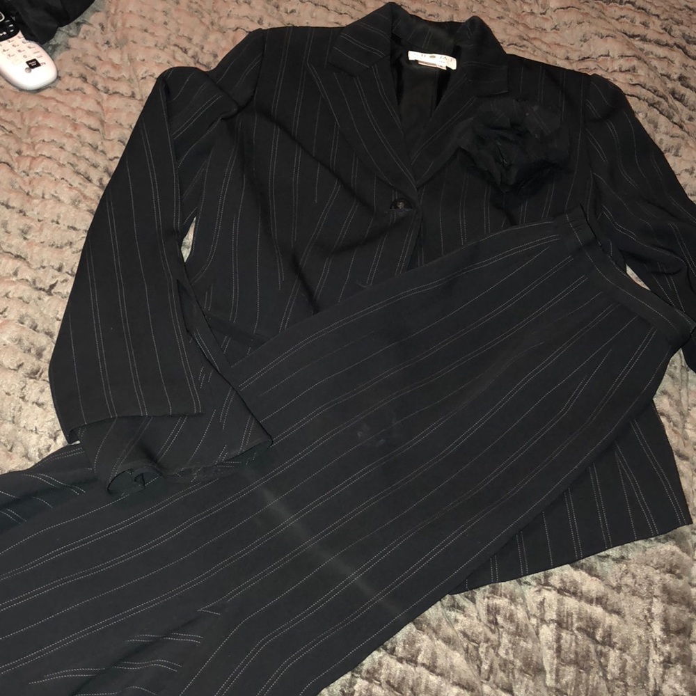 Black and whit pinstripe skirt suit